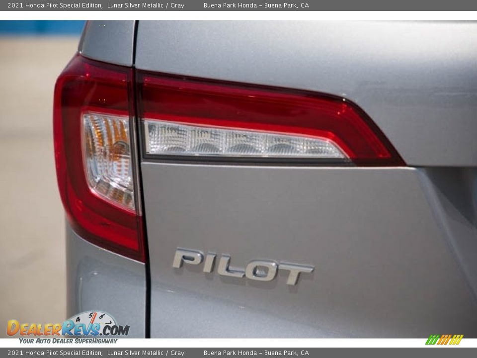 2021 Honda Pilot Special Edition Lunar Silver Metallic / Gray Photo #6