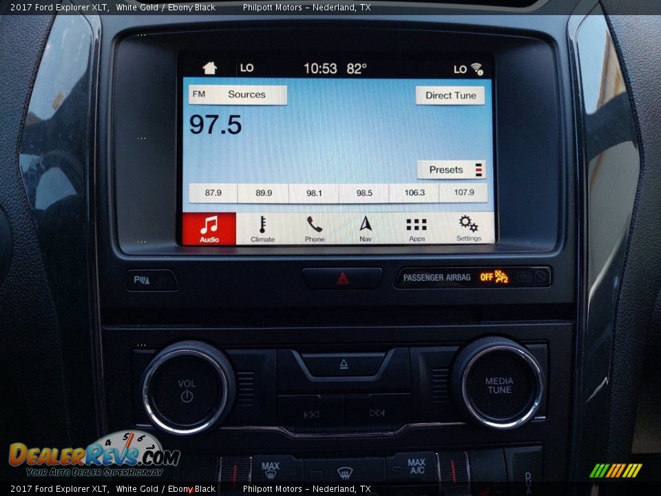 2017 Ford Explorer XLT White Gold / Ebony Black Photo #19
