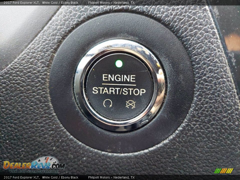 2017 Ford Explorer XLT White Gold / Ebony Black Photo #23