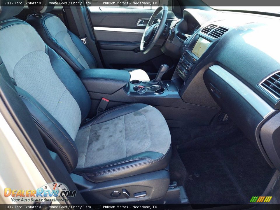 2017 Ford Explorer XLT White Gold / Ebony Black Photo #31