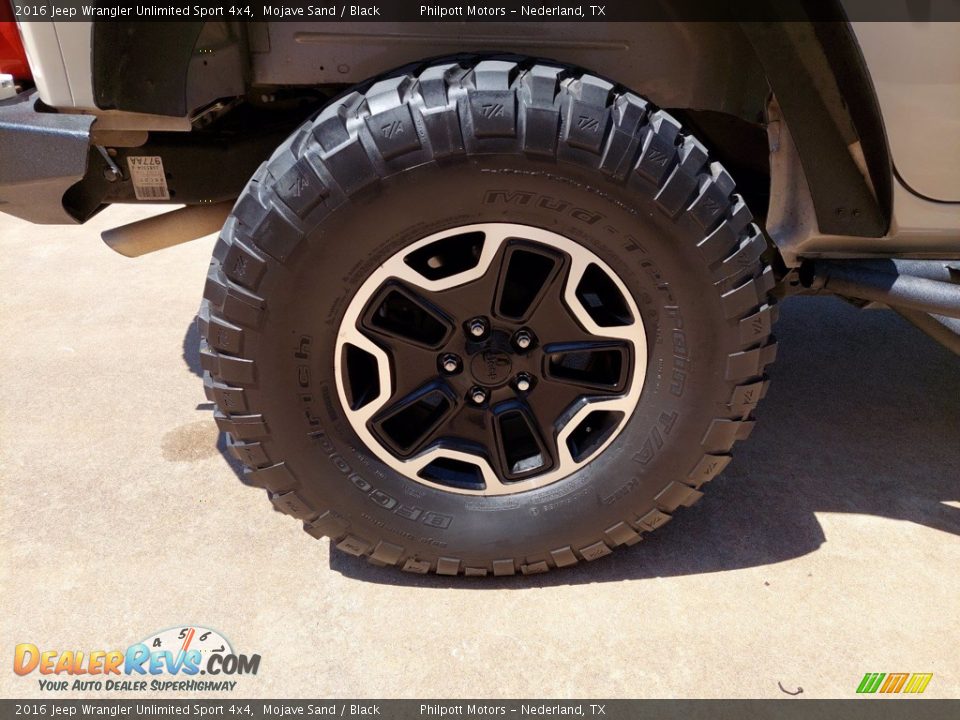2016 Jeep Wrangler Unlimited Sport 4x4 Mojave Sand / Black Photo #27