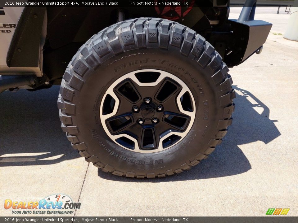 2016 Jeep Wrangler Unlimited Sport 4x4 Mojave Sand / Black Photo #28