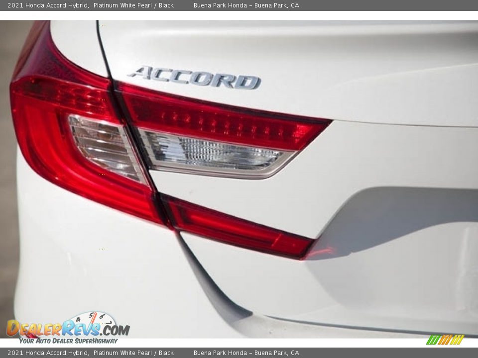 2021 Honda Accord Hybrid Platinum White Pearl / Black Photo #8