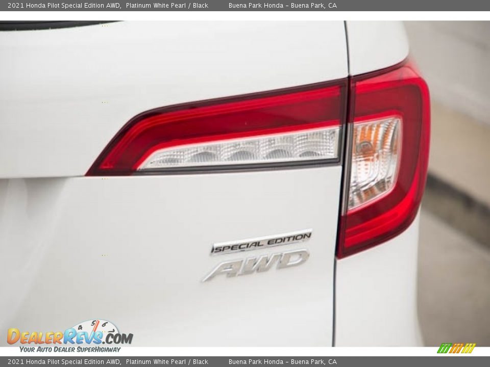 2021 Honda Pilot Special Edition AWD Platinum White Pearl / Black Photo #7