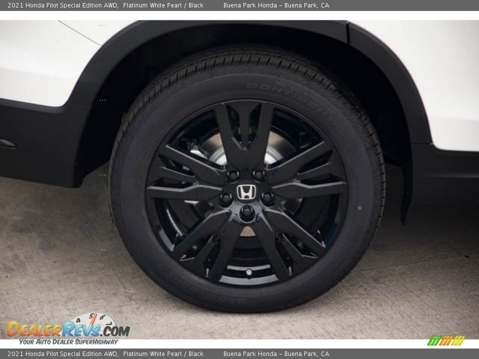 2021 Honda Pilot Special Edition AWD Platinum White Pearl / Black Photo #10