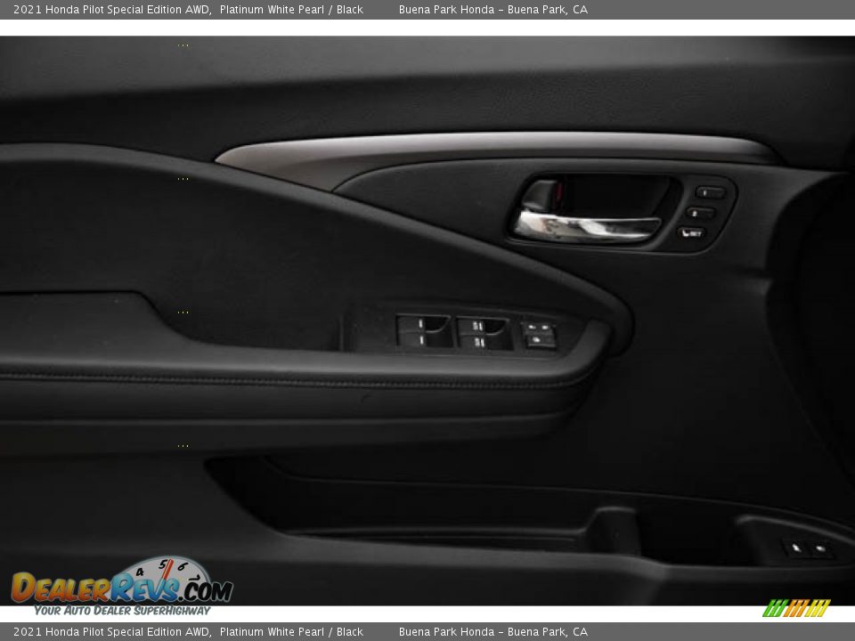 2021 Honda Pilot Special Edition AWD Platinum White Pearl / Black Photo #35
