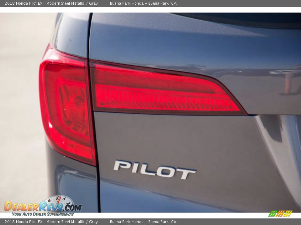 2018 Honda Pilot EX Modern Steel Metallic / Gray Photo #10