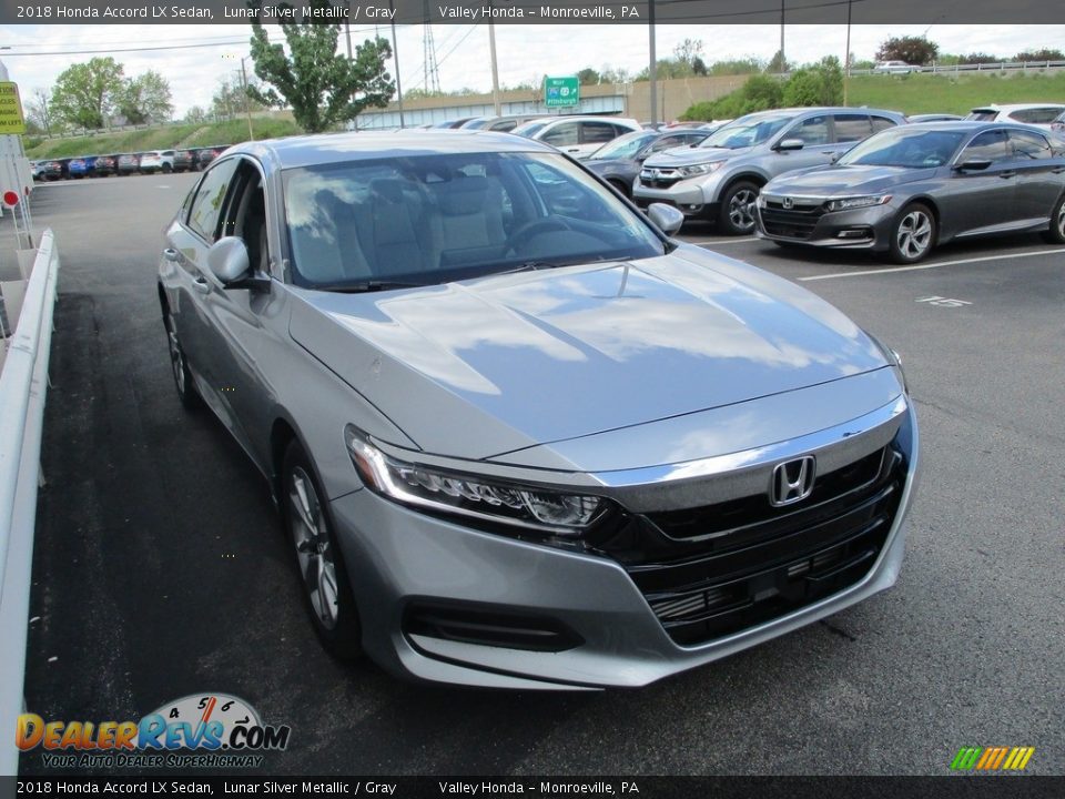 2018 Honda Accord LX Sedan Lunar Silver Metallic / Gray Photo #7