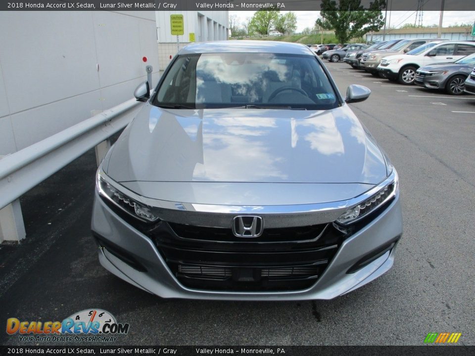 2018 Honda Accord LX Sedan Lunar Silver Metallic / Gray Photo #8