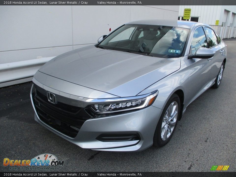 2018 Honda Accord LX Sedan Lunar Silver Metallic / Gray Photo #9