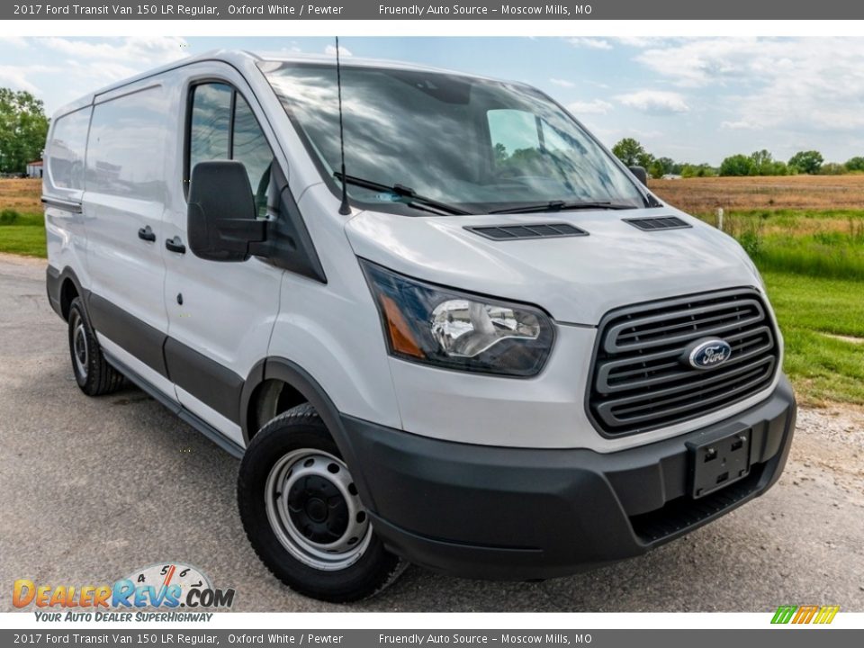 Front 3/4 View of 2017 Ford Transit Van 150 LR Regular Photo #1