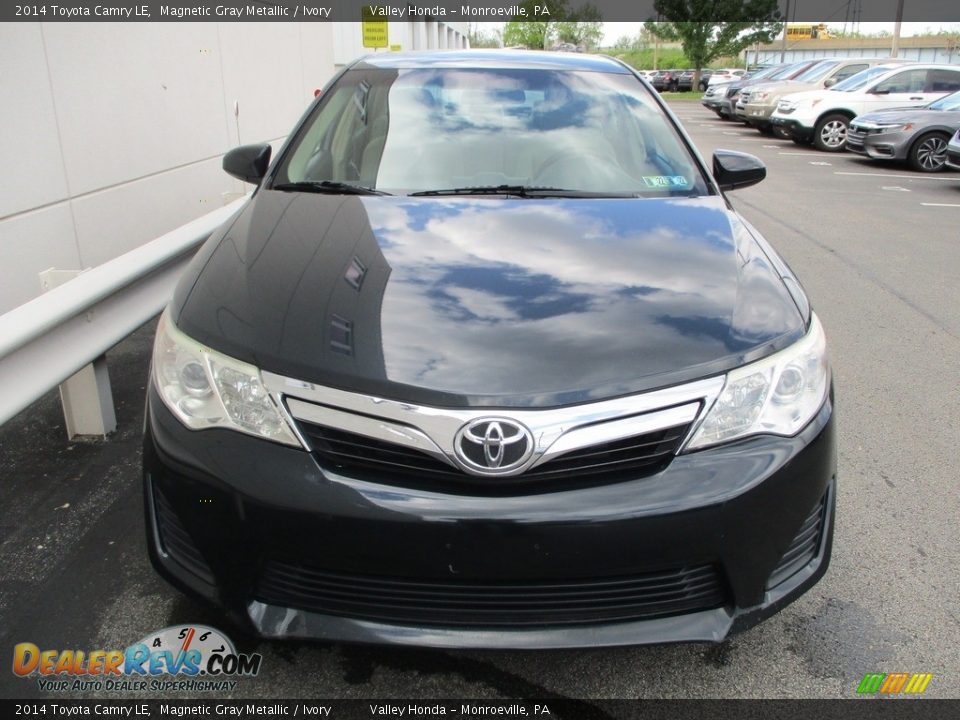 2014 Toyota Camry LE Magnetic Gray Metallic / Ivory Photo #9