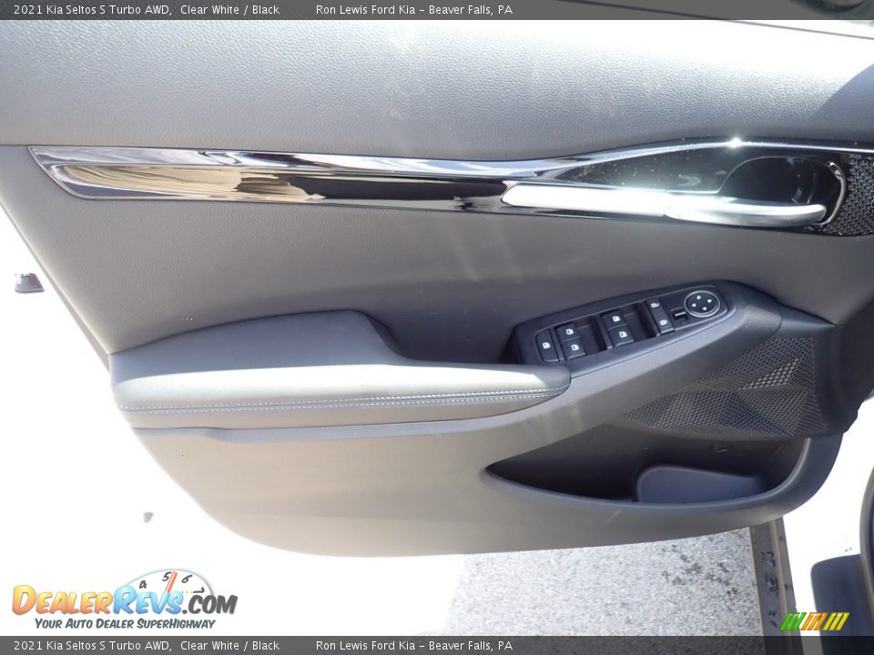 2021 Kia Seltos S Turbo AWD Clear White / Black Photo #16