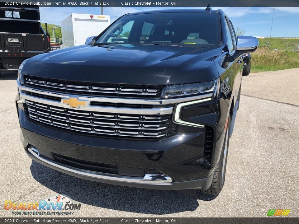 2021 Chevrolet Suburban Premier 4WD Black / Jet Black Photo #1