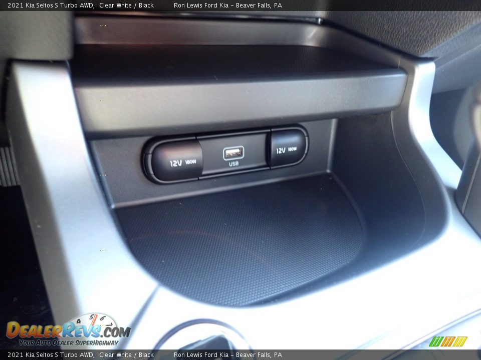 2021 Kia Seltos S Turbo AWD Clear White / Black Photo #21