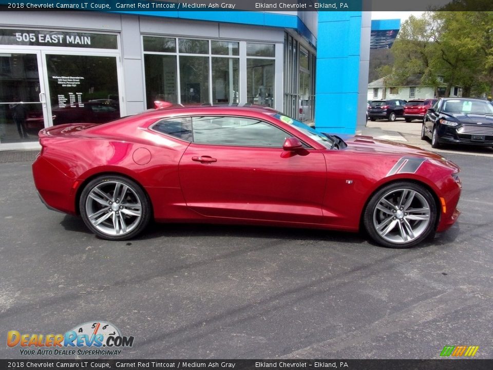 2018 Chevrolet Camaro LT Coupe Garnet Red Tintcoat / Medium Ash Gray Photo #2