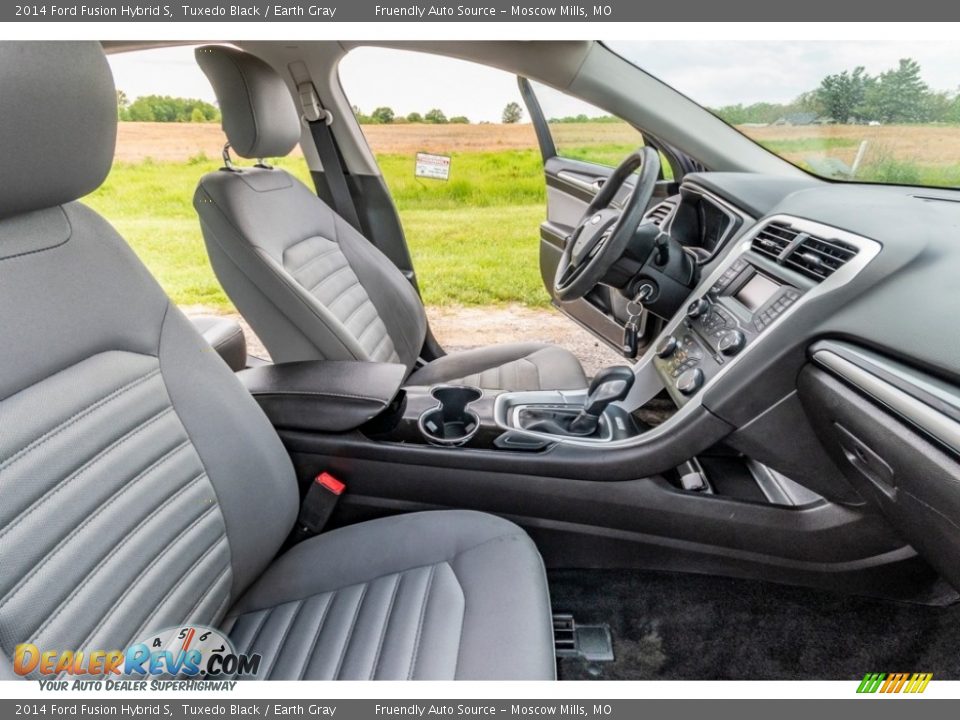 Front Seat of 2014 Ford Fusion Hybrid S Photo #28