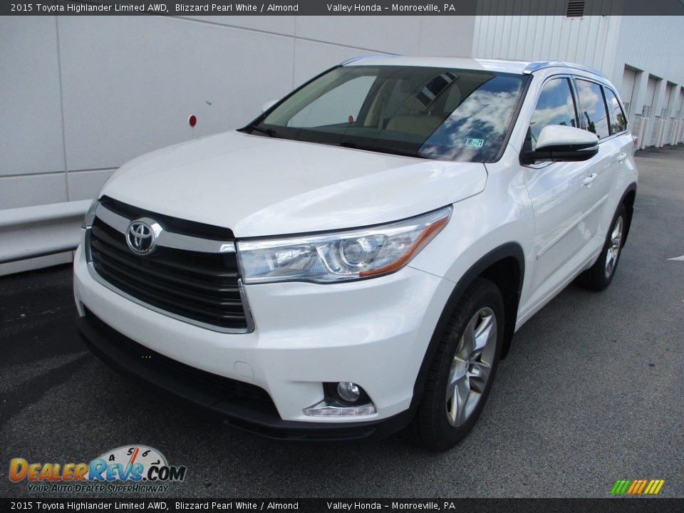 2015 Toyota Highlander Limited AWD Blizzard Pearl White / Almond Photo #8