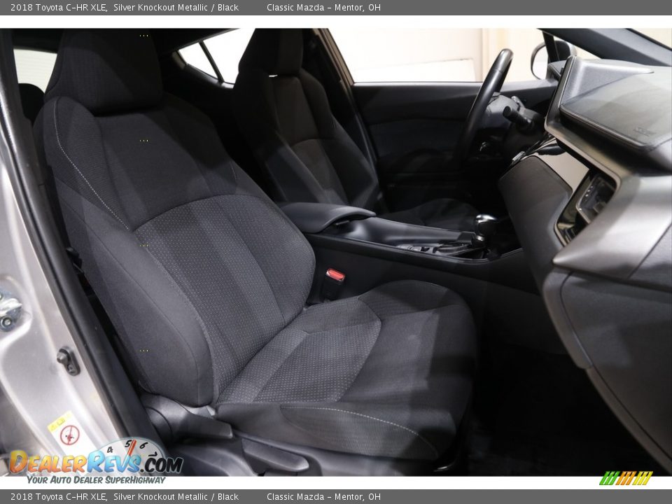 2018 Toyota C-HR XLE Silver Knockout Metallic / Black Photo #13