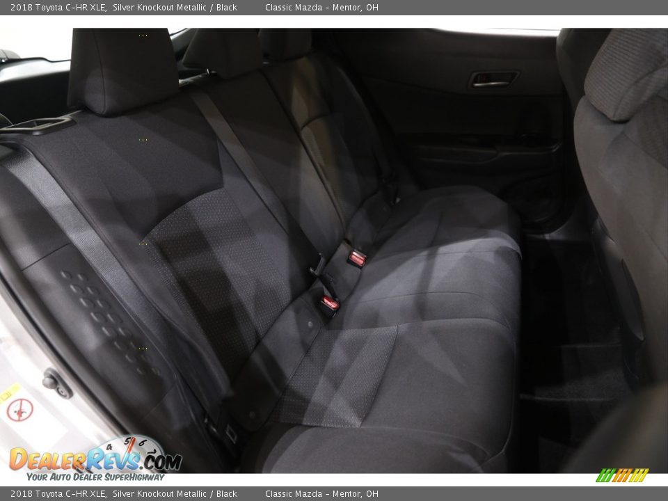 2018 Toyota C-HR XLE Silver Knockout Metallic / Black Photo #14