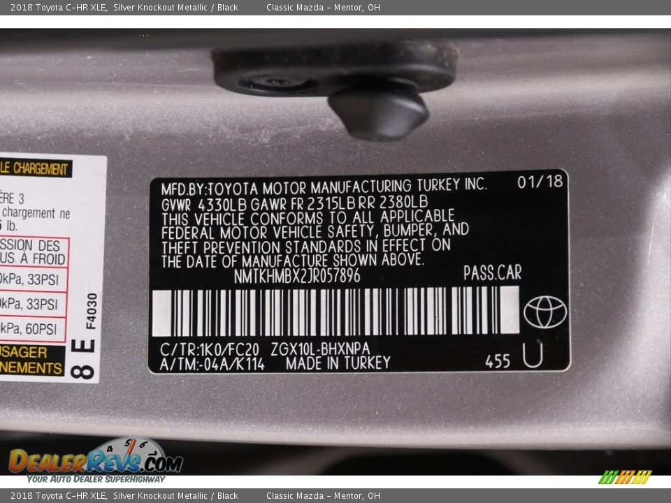 2018 Toyota C-HR XLE Silver Knockout Metallic / Black Photo #19