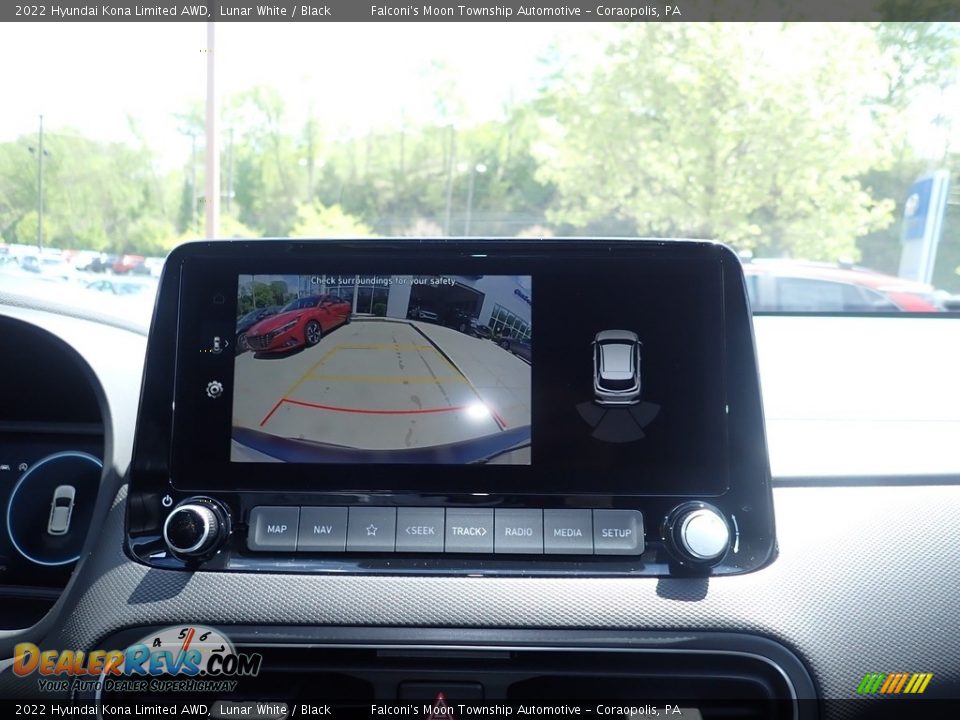 Controls of 2022 Hyundai Kona Limited AWD Photo #13