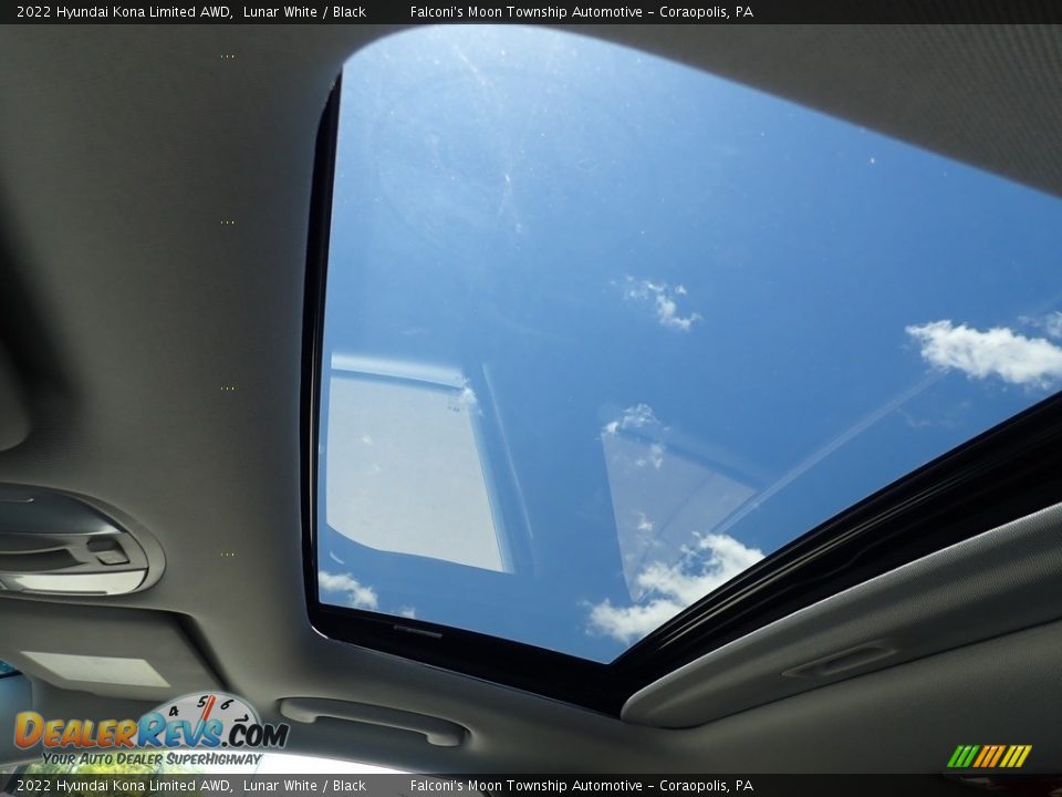 Sunroof of 2022 Hyundai Kona Limited AWD Photo #14