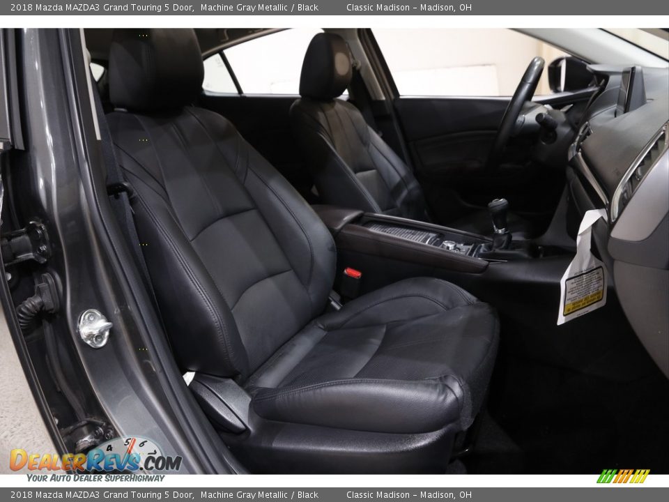 2018 Mazda MAZDA3 Grand Touring 5 Door Machine Gray Metallic / Black Photo #13