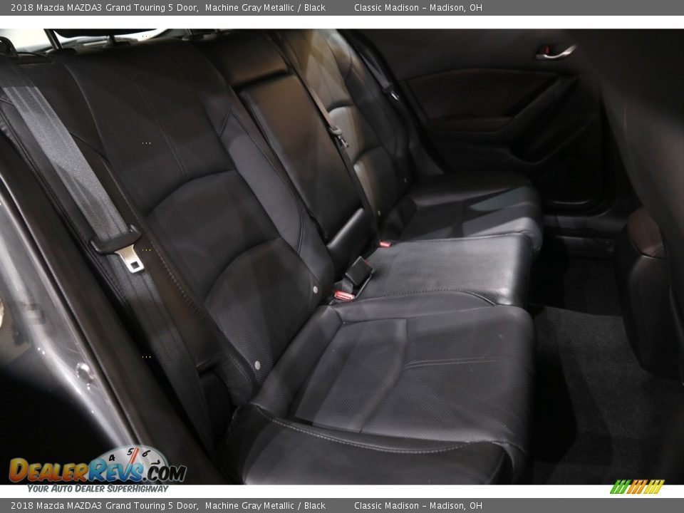 2018 Mazda MAZDA3 Grand Touring 5 Door Machine Gray Metallic / Black Photo #14