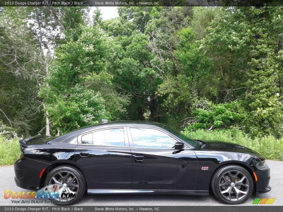 2019 Dodge Charger R/T Pitch Black / Black Photo #7