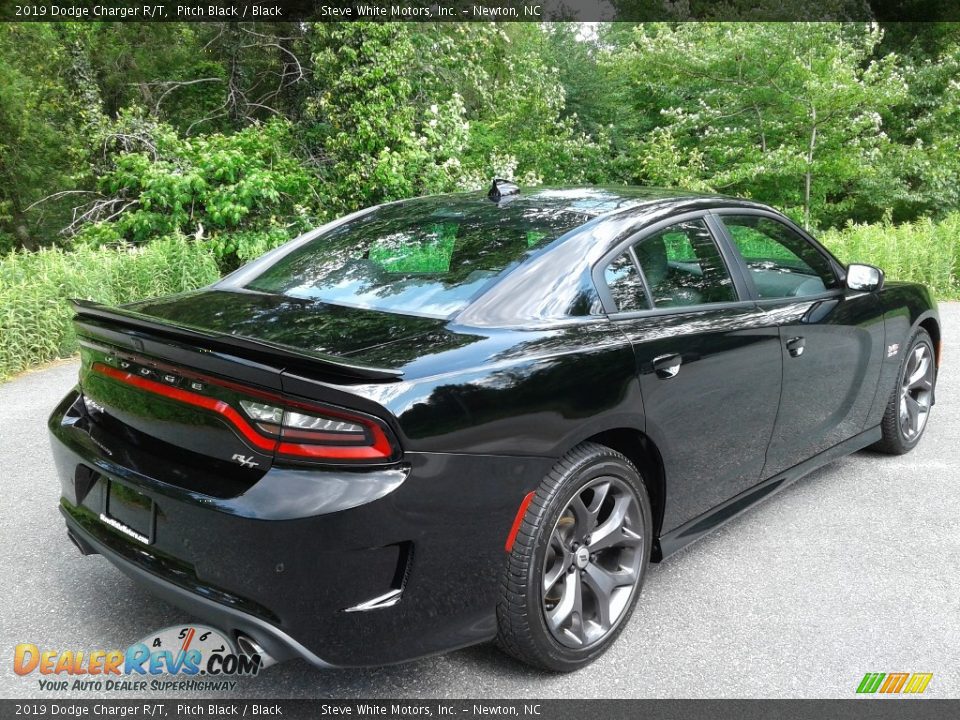 2019 Dodge Charger R/T Pitch Black / Black Photo #8