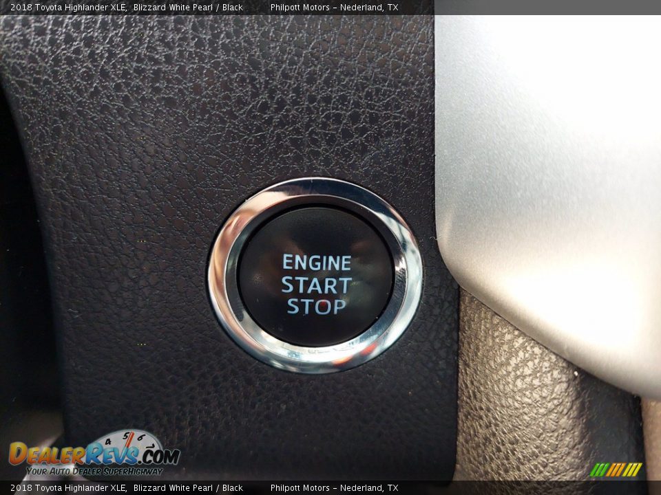 2018 Toyota Highlander XLE Blizzard White Pearl / Black Photo #17