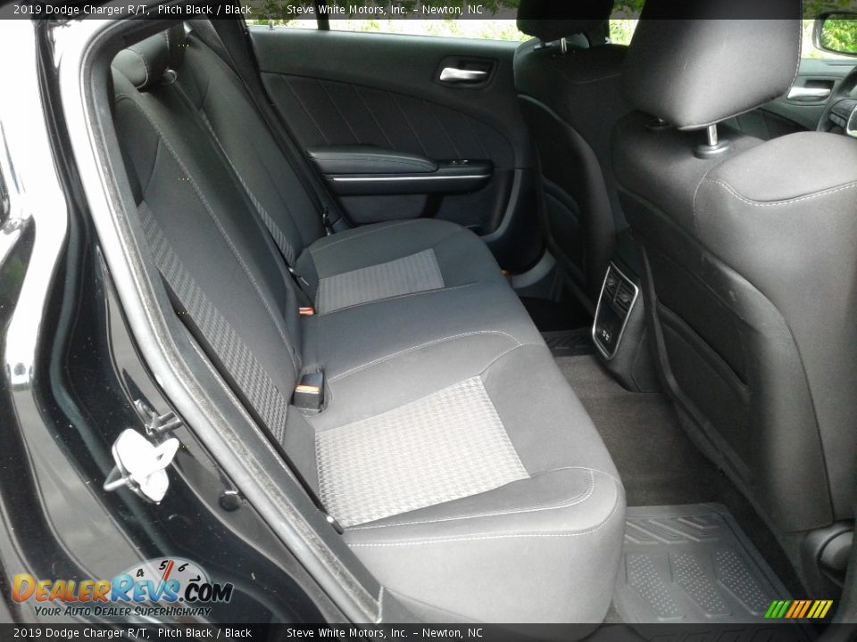 2019 Dodge Charger R/T Pitch Black / Black Photo #17