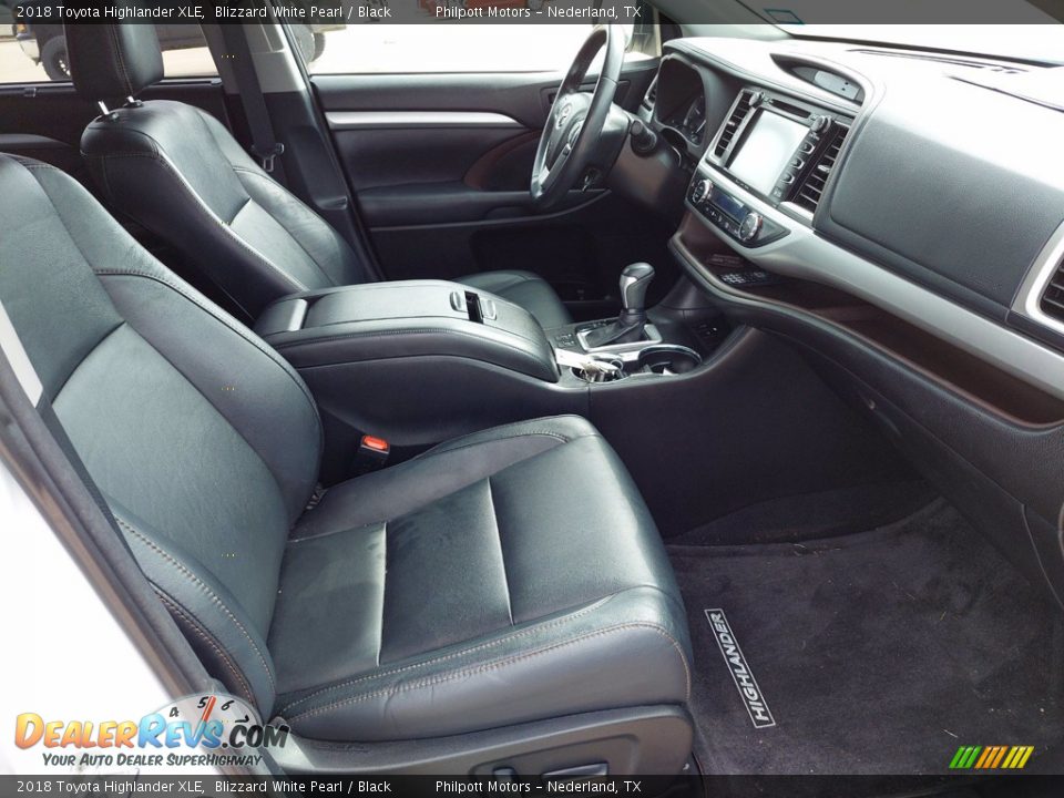 2018 Toyota Highlander XLE Blizzard White Pearl / Black Photo #25