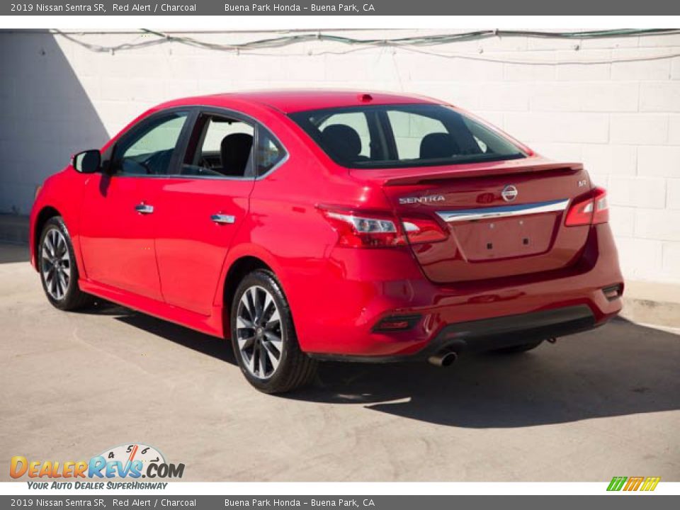 2019 Nissan Sentra SR Red Alert / Charcoal Photo #2