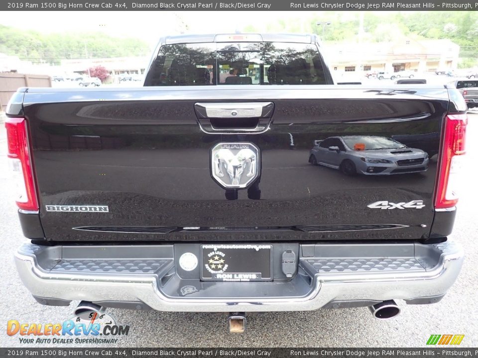 2019 Ram 1500 Big Horn Crew Cab 4x4 Diamond Black Crystal Pearl / Black/Diesel Gray Photo #4