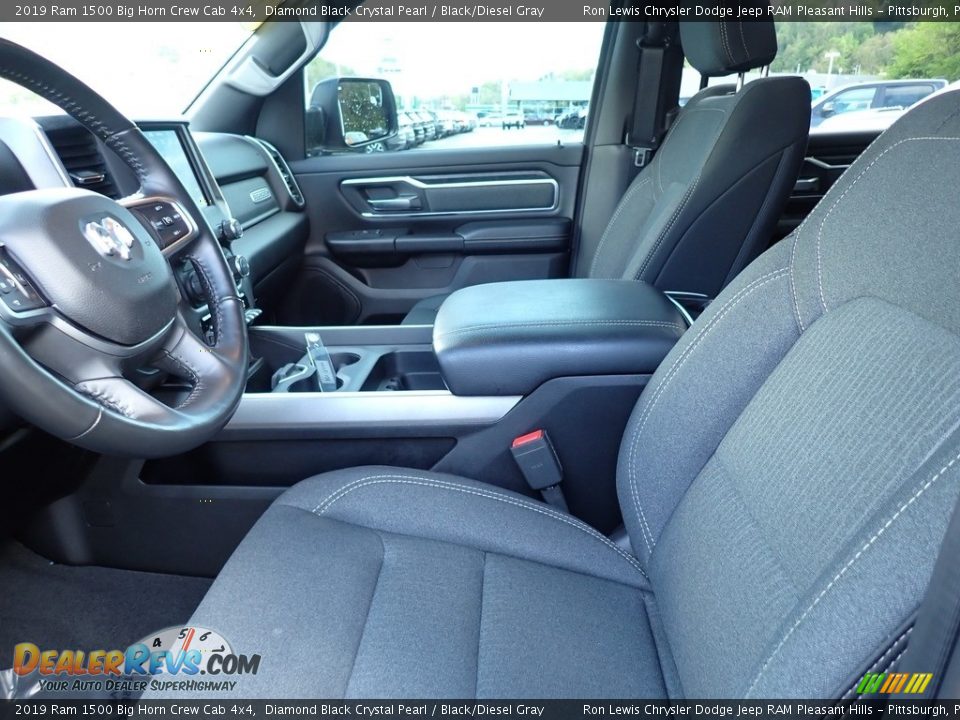 2019 Ram 1500 Big Horn Crew Cab 4x4 Diamond Black Crystal Pearl / Black/Diesel Gray Photo #10