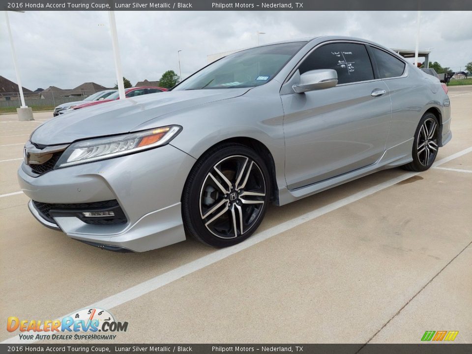 Front 3/4 View of 2016 Honda Accord Touring Coupe Photo #2