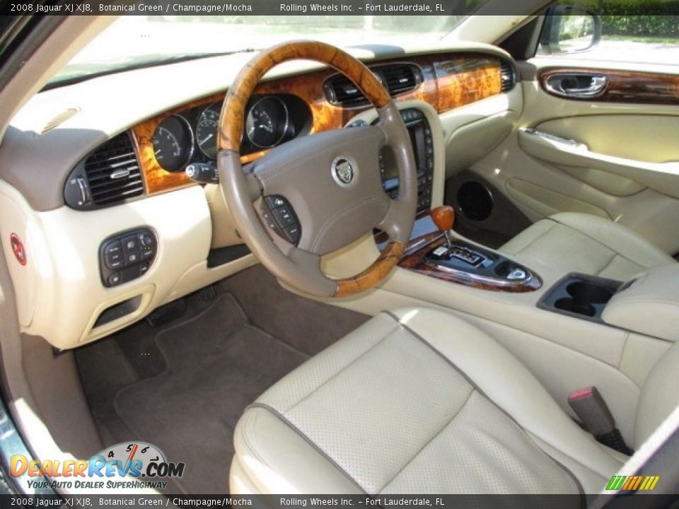 Champagne/Mocha Interior - 2008 Jaguar XJ XJ8 Photo #30