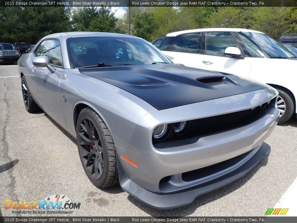 Front 3/4 View of 2015 Dodge Challenger SRT Hellcat Photo #3