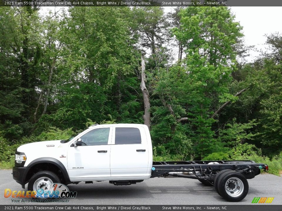 2021 Ram 5500 Tradesman Crew Cab 4x4 Chassis Bright White / Diesel Gray/Black Photo #1