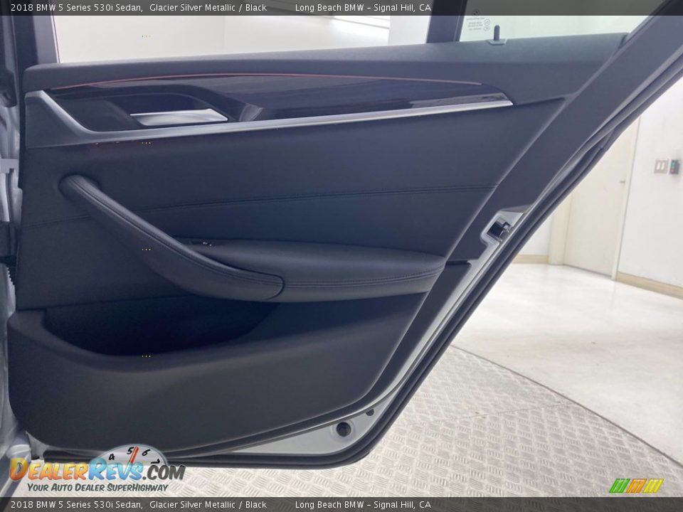 2018 BMW 5 Series 530i Sedan Glacier Silver Metallic / Black Photo #35