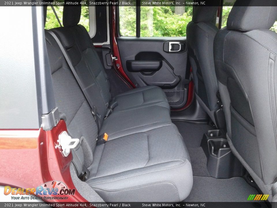 2021 Jeep Wrangler Unlimited Sport Altitude 4x4 Snazzberry Pearl / Black Photo #15