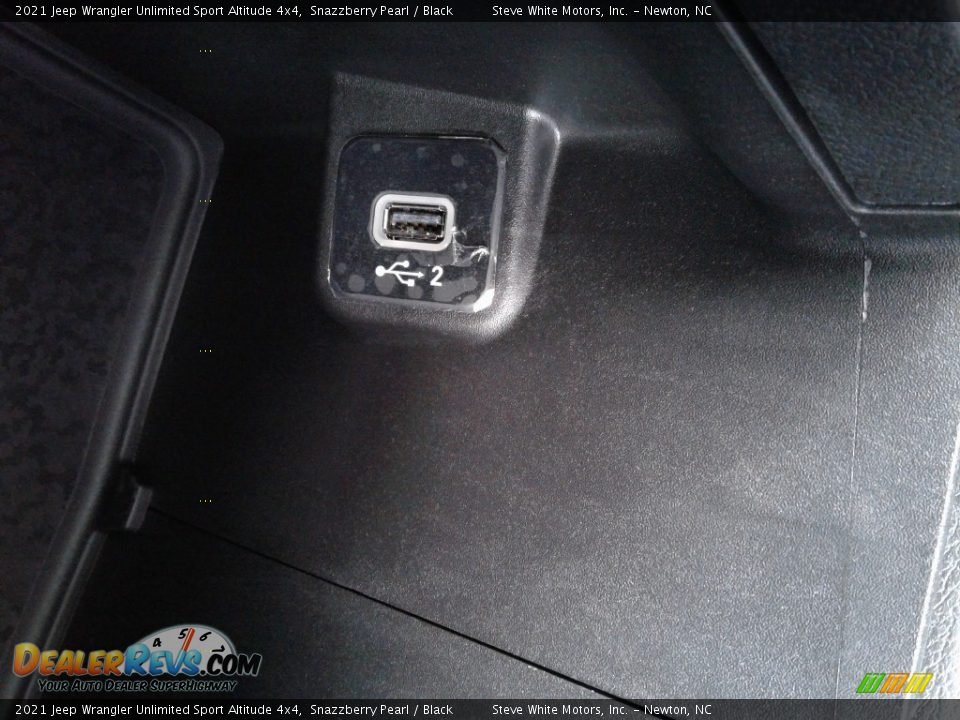2021 Jeep Wrangler Unlimited Sport Altitude 4x4 Snazzberry Pearl / Black Photo #26