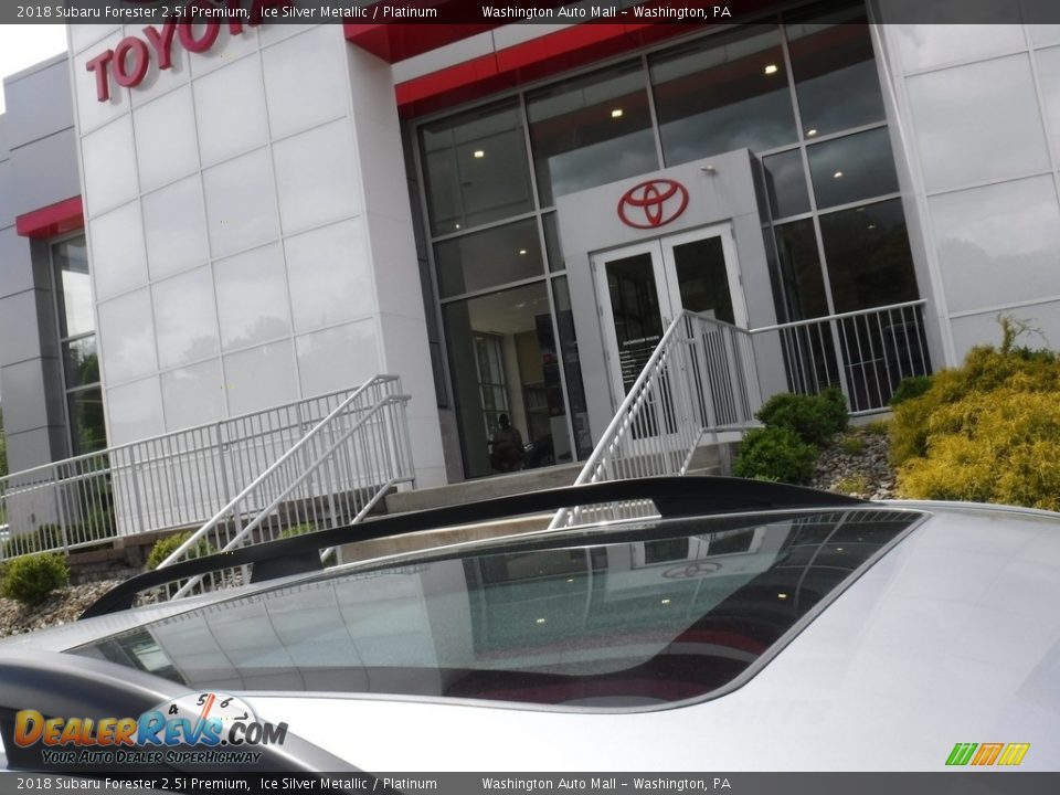 2018 Subaru Forester 2.5i Premium Ice Silver Metallic / Platinum Photo #11