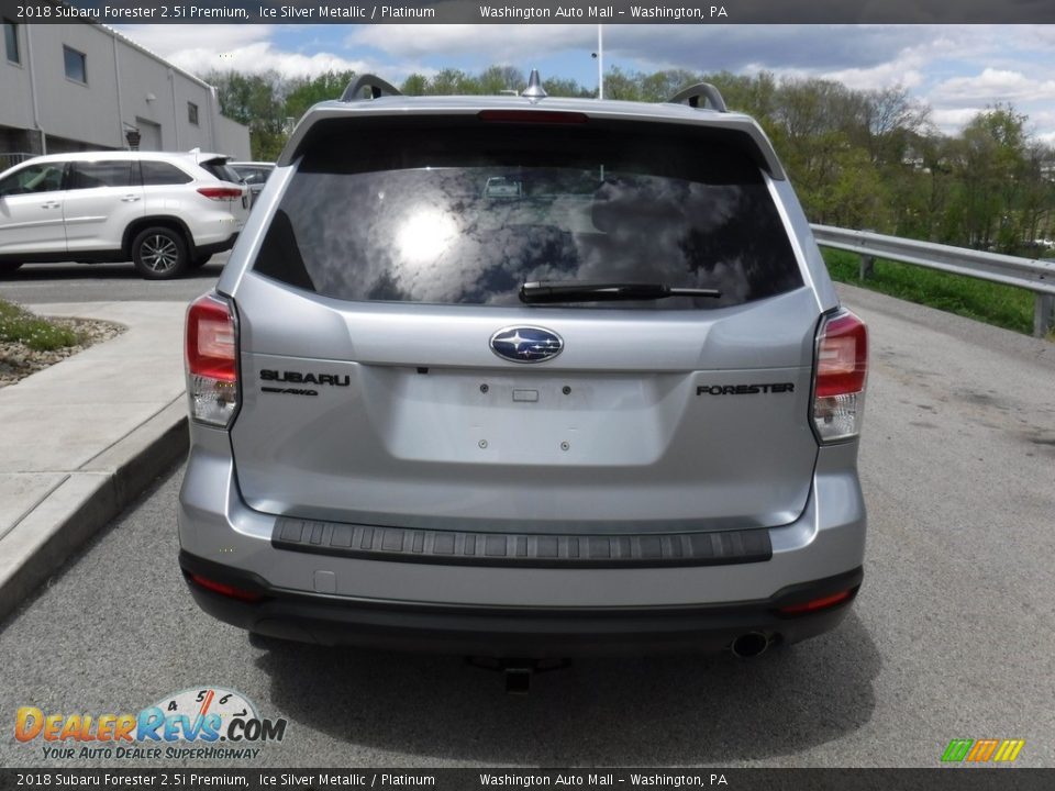 2018 Subaru Forester 2.5i Premium Ice Silver Metallic / Platinum Photo #16