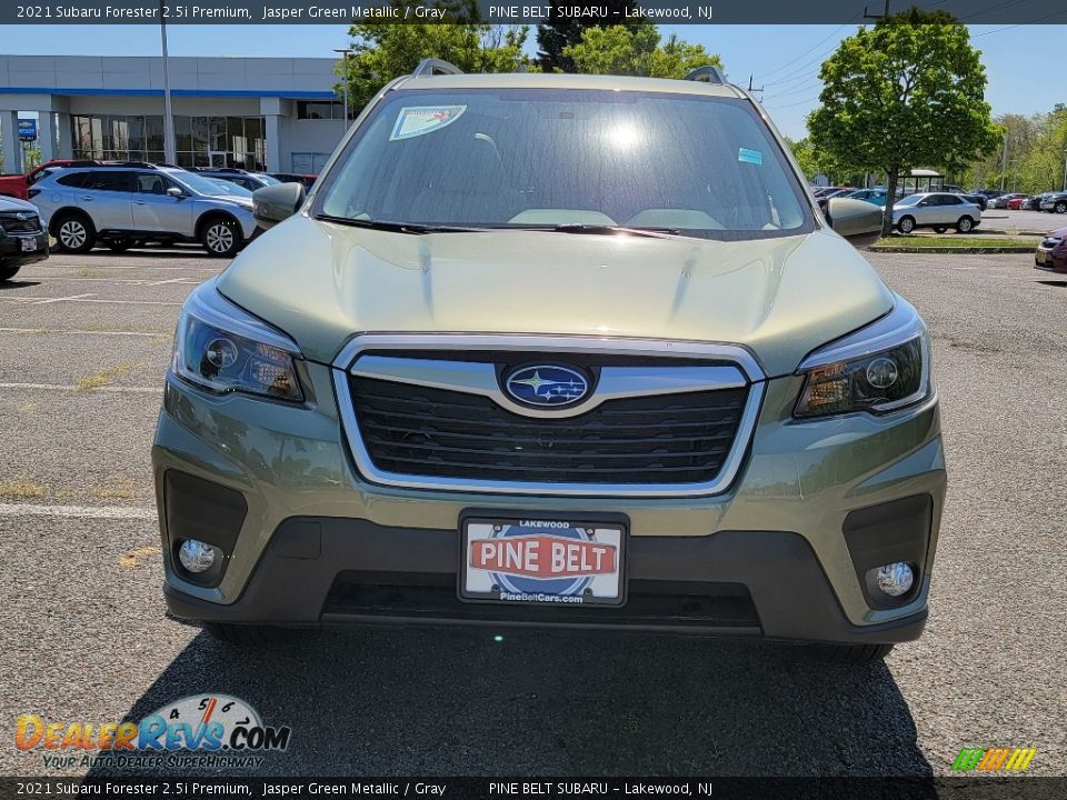 2021 Subaru Forester 2.5i Premium Jasper Green Metallic / Gray Photo #3