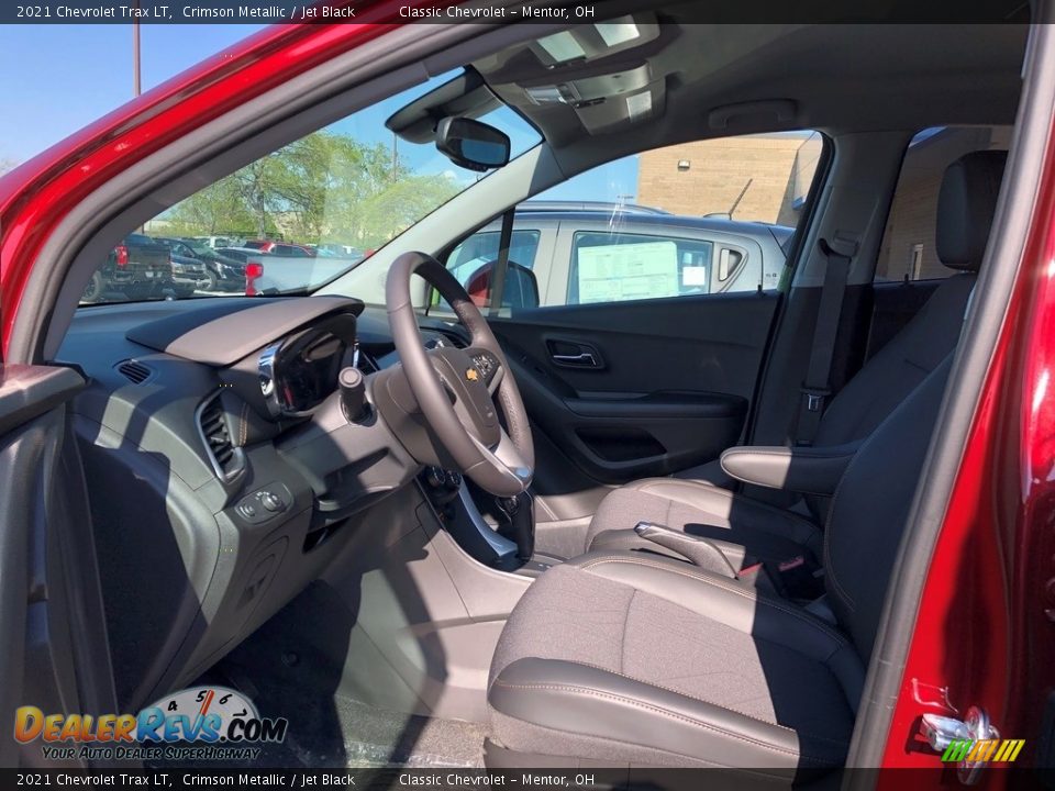 2021 Chevrolet Trax LT Crimson Metallic / Jet Black Photo #5