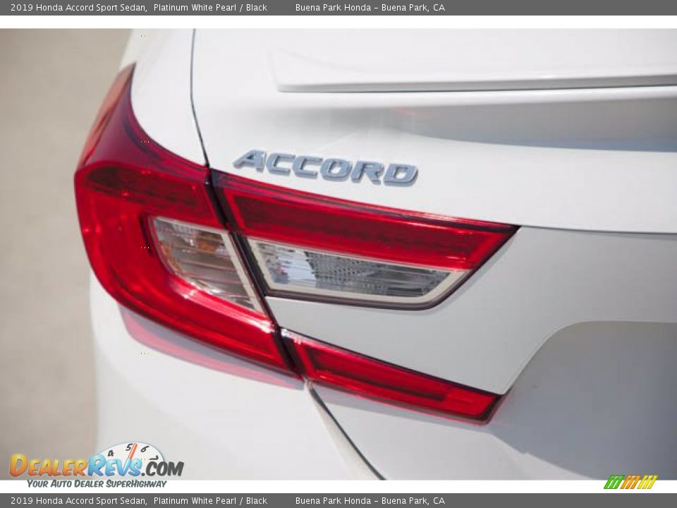 2019 Honda Accord Sport Sedan Platinum White Pearl / Black Photo #10