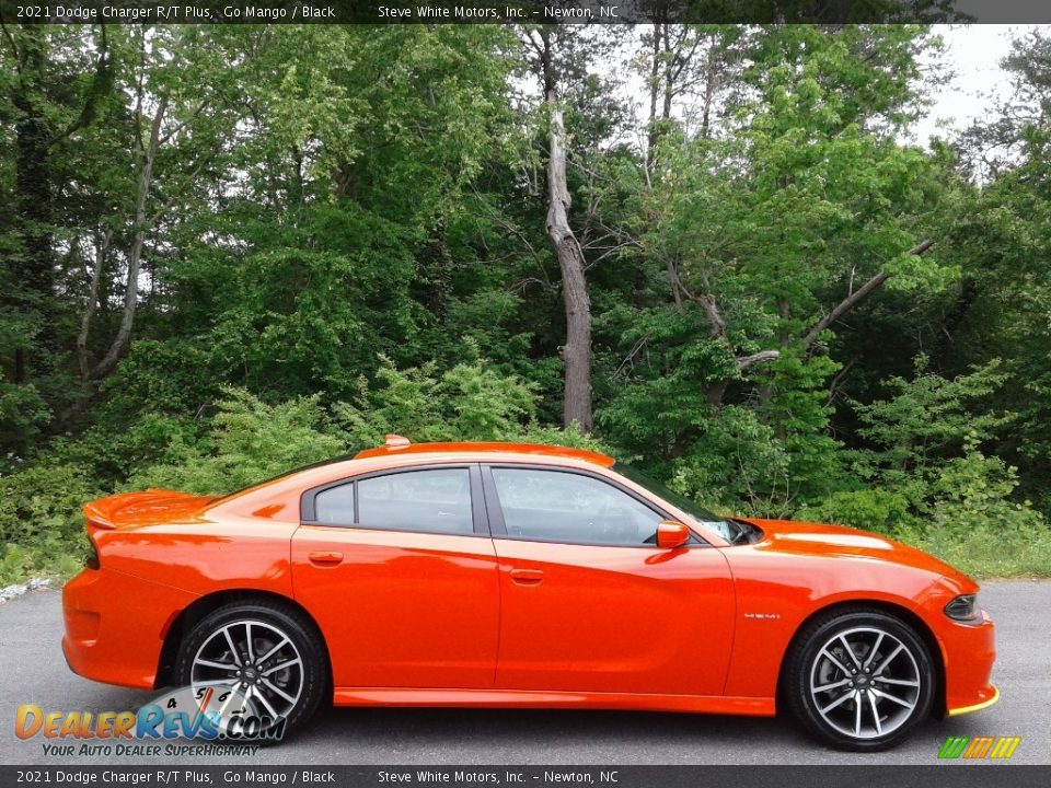 Go Mango 2021 Dodge Charger R/T Plus Photo #5